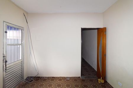Sala de casa para alugar com 2 quartos, 120m² em Jardim Santa Teresinha, São Paulo