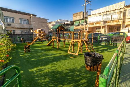 Casa de condomínio para alugar com 100m², 3 quartos e 1 vagaÁrea comum - Playground