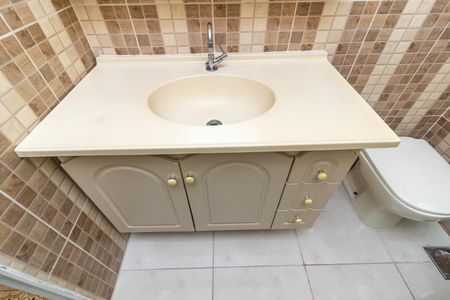 Casa de condomínio para alugar com 100m², 3 quartos e 1 vagaBanheiro