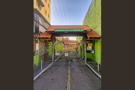 Casa de condomínio para alugar com 100m², 3 quartos e 1 vagaFachada+Plaquinha