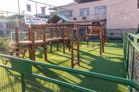 Casa de condomínio para alugar com 100m², 3 quartos e 1 vagaÁrea comum - Playground
