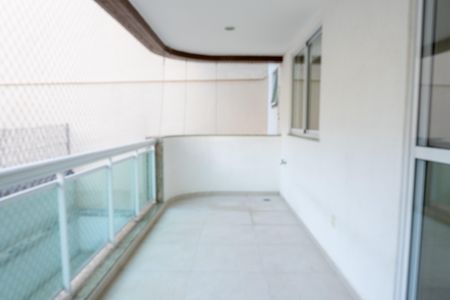 Apartamento à venda com 86m², 3 quartos e 1 vagaVaranda