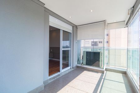 Apartamento para alugar com 133m², 3 quartos e 2 vagasVaranda