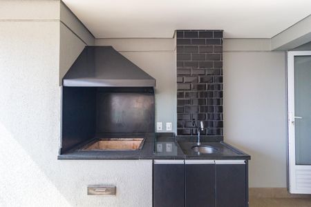 Apartamento para alugar com 133m², 3 quartos e 2 vagasDetalhe - Varanda