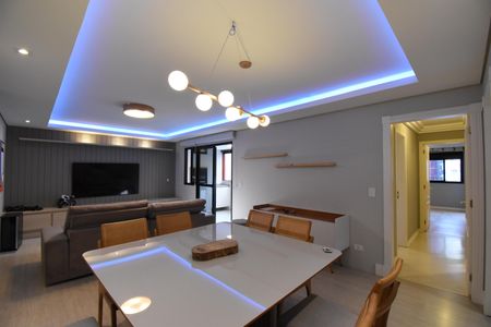 Apartamento para alugar com 114m², 3 quartos e 2 vagasSala