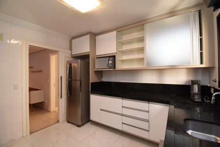 Apartamento para alugar com 114m², 3 quartos e 2 vagasCozinha