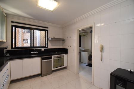 Apartamento para alugar com 114m², 3 quartos e 2 vagasCozinha