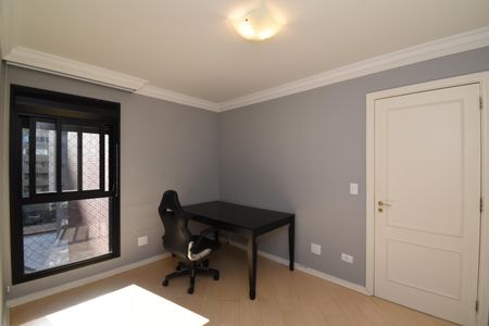 Apartamento para alugar com 114m², 3 quartos e 2 vagasQuarto 3