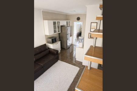 Casa de Condomínio para alugar com 2 quartos, 50m² em Chácara Rincão, Cotia