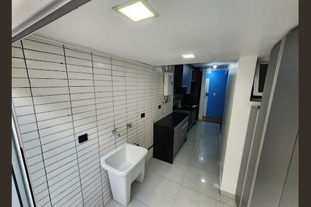 Apartamento à venda com 3 quartos, 95m² em Vila Cruz das Almas, São Paulo