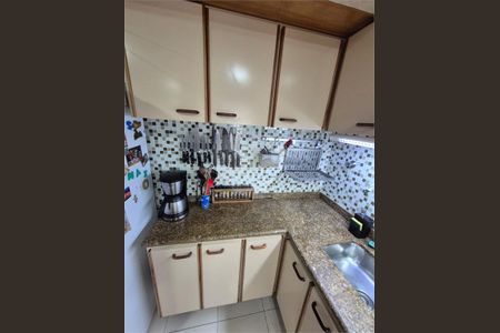 Apartamento à venda com 3 quartos, 64m² em Jardim Arpoador, São Paulo