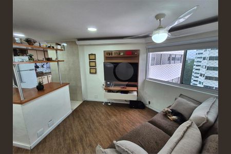 Apartamento à venda com 3 quartos, 64m² em Jardim Arpoador, São Paulo