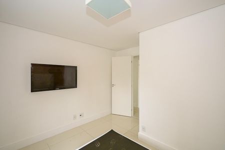 Apartamento à venda com 75m², 2 quartos e 1 vagaSuíte