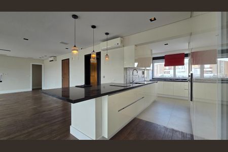 Apartamento à venda com 172m², 3 quartos e 4 vagas