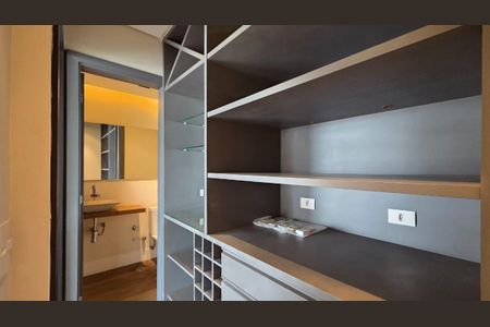 Apartamento à venda com 172m², 3 quartos e 4 vagas