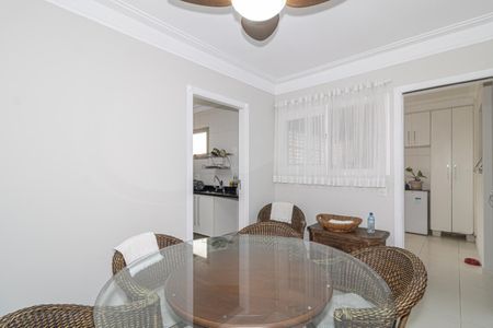 Apartamento para alugar com 180m², 2 quartos e 2 vagasCopa 