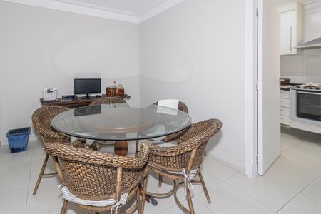 Apartamento para alugar com 180m², 2 quartos e 2 vagasCopa 