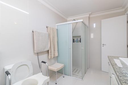 Apartamento para alugar com 180m², 2 quartos e 2 vagasBanheiro da Suíte