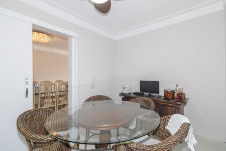 Apartamento para alugar com 180m², 2 quartos e 2 vagasCopa 