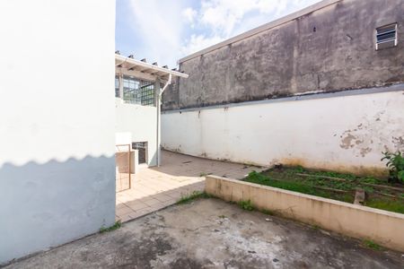 Casa para alugar com 250m², 3 quartos e 5 vagasQuintal