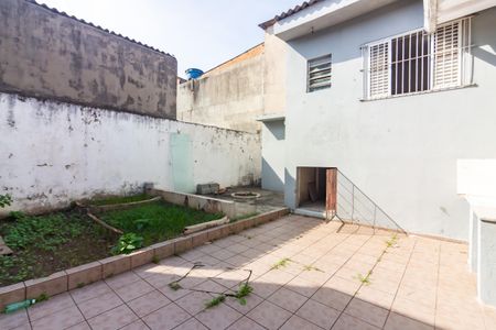 Casa para alugar com 250m², 3 quartos e 5 vagasQuintal