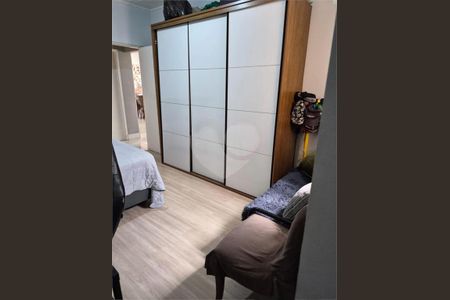Casa à venda com 4 quartos, 262m² em Bela Aliança, São Paulo