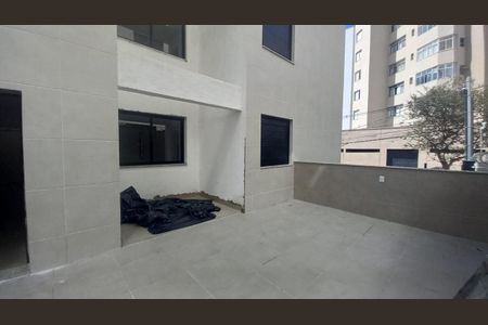 Apartamento à venda com 34m², 3 quartos e 2 vagas