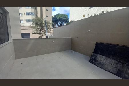 Apartamento à venda com 34m², 3 quartos e 2 vagas