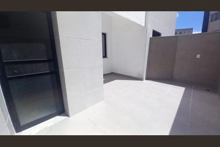 Apartamento à venda com 34m², 3 quartos e 2 vagas