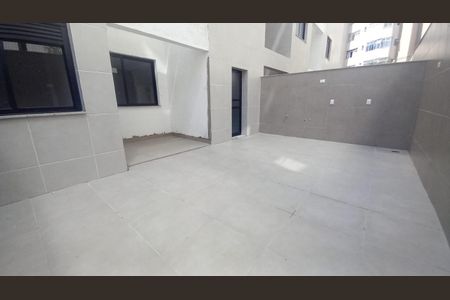 Apartamento à venda com 34m², 3 quartos e 2 vagas