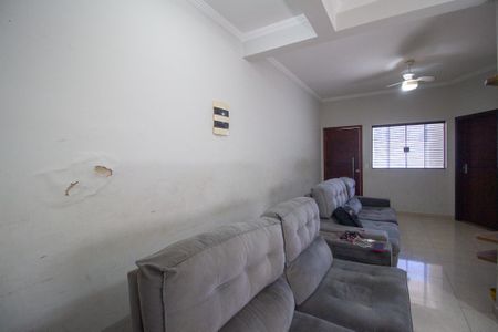 Casa para alugar com 188m², 4 quartos e 2 vagasSala 
