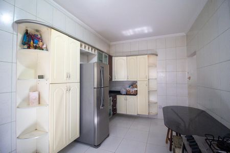 Casa para alugar com 188m², 4 quartos e 2 vagasCozinha 