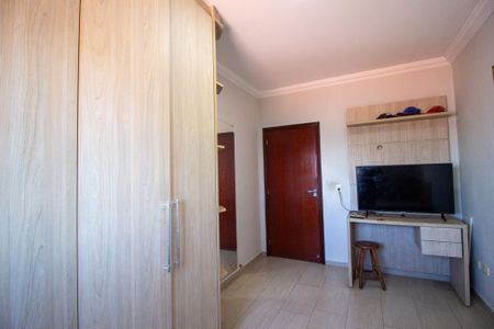 Casa para alugar com 188m², 4 quartos e 2 vagasQuarto 2