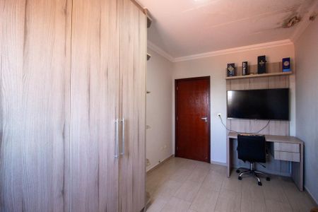 Casa para alugar com 188m², 4 quartos e 2 vagasQuarto 1