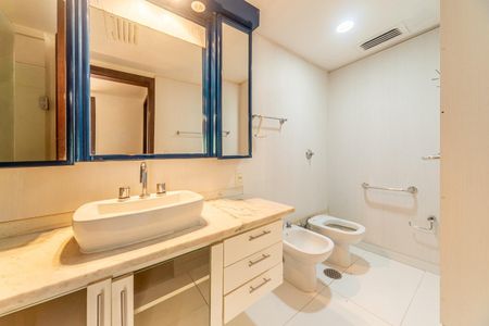 Apartamento à venda com 154m², 3 quartos e 2 vagas Apartamento à venda com 154m², 3 quartos e 2 vagasFoto 22
