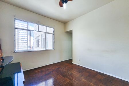 Apartamento à venda com 72m², 2 quartos e 1 vaga Apartamento à venda com 72m², 2 quartos e 1 vagaSala