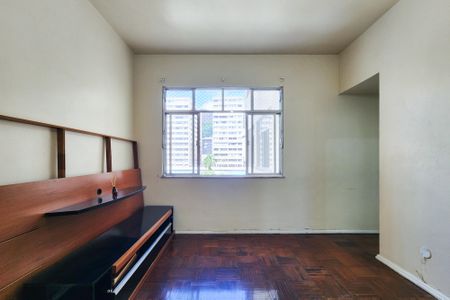 Apartamento à venda com 72m², 2 quartos e 1 vaga Apartamento à venda com 72m², 2 quartos e 1 vagaSala