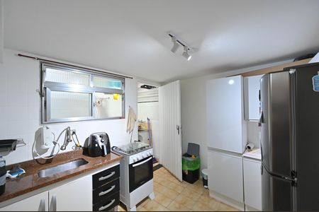 Casa à venda com 212m², 3 quartos e 4 vagasCozinha Casa 2