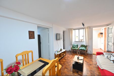 Casa à venda com 212m², 3 quartos e 4 vagasSala Casa 2