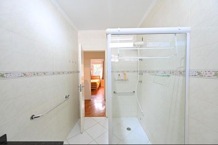 Casa à venda com 212m², 3 quartos e 4 vagasBanheiro Social