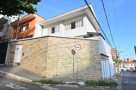 Casa à venda com 212m², 3 quartos e 4 vagasFachada