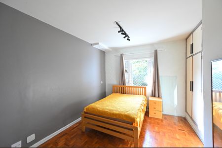 Casa à venda com 212m², 3 quartos e 4 vagasQuarto 1