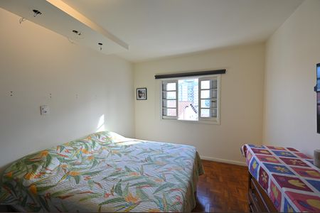 Casa à venda com 212m², 3 quartos e 4 vagasQuarto 3