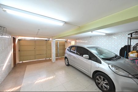 Casa à venda com 212m², 3 quartos e 4 vagasGaragem