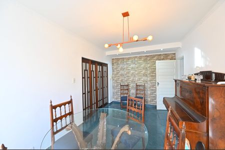 Casa à venda com 212m², 3 quartos e 4 vagasSala  de Jantar