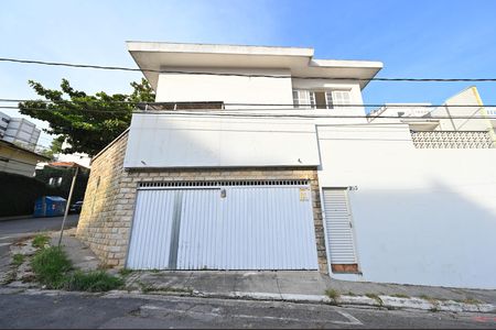 Casa à venda com 212m², 3 quartos e 4 vagasFachada