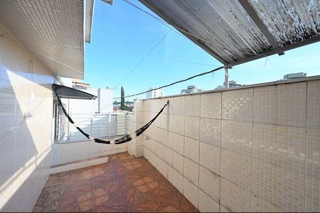 Casa à venda com 212m², 3 quartos e 4 vagasÁrea Externa