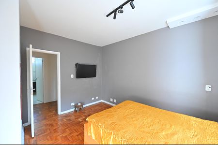 Casa à venda com 212m², 3 quartos e 4 vagasQuarto 1