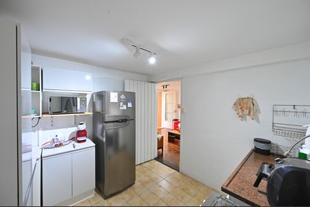 Casa à venda com 212m², 3 quartos e 4 vagasCozinha Casa 2