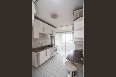 Apartamento para alugar com 70m², 2 quartos e 1 vaga Apartamento para alugar com 70m², 2 quartos e 1 vagaCozinha - Armários